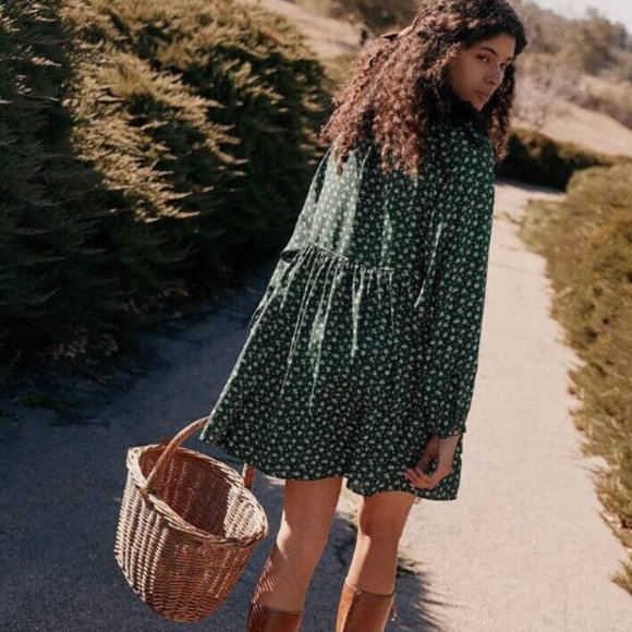 Christy Dawn Dresses & Skirts - Christy Dawn Green Floral Mini Dress Long Sleeve / M/L